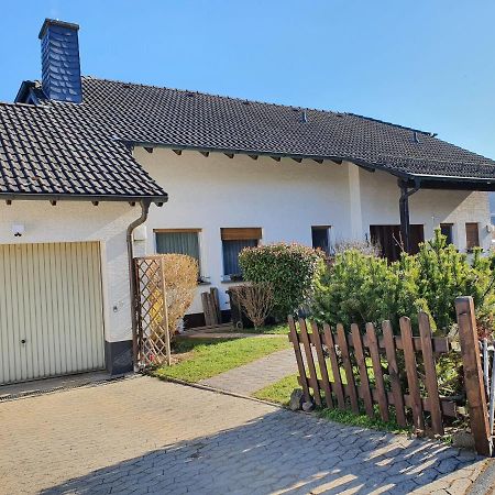 Ferienwohnung Schlossblick Бад-Брайзиг Экстерьер фото